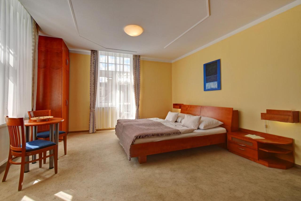 Hotel La Passionaria Mariánské Lázně Exteriör bild