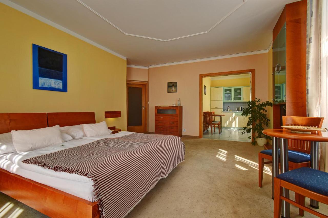 Hotel La Passionaria Mariánské Lázně Exteriör bild
