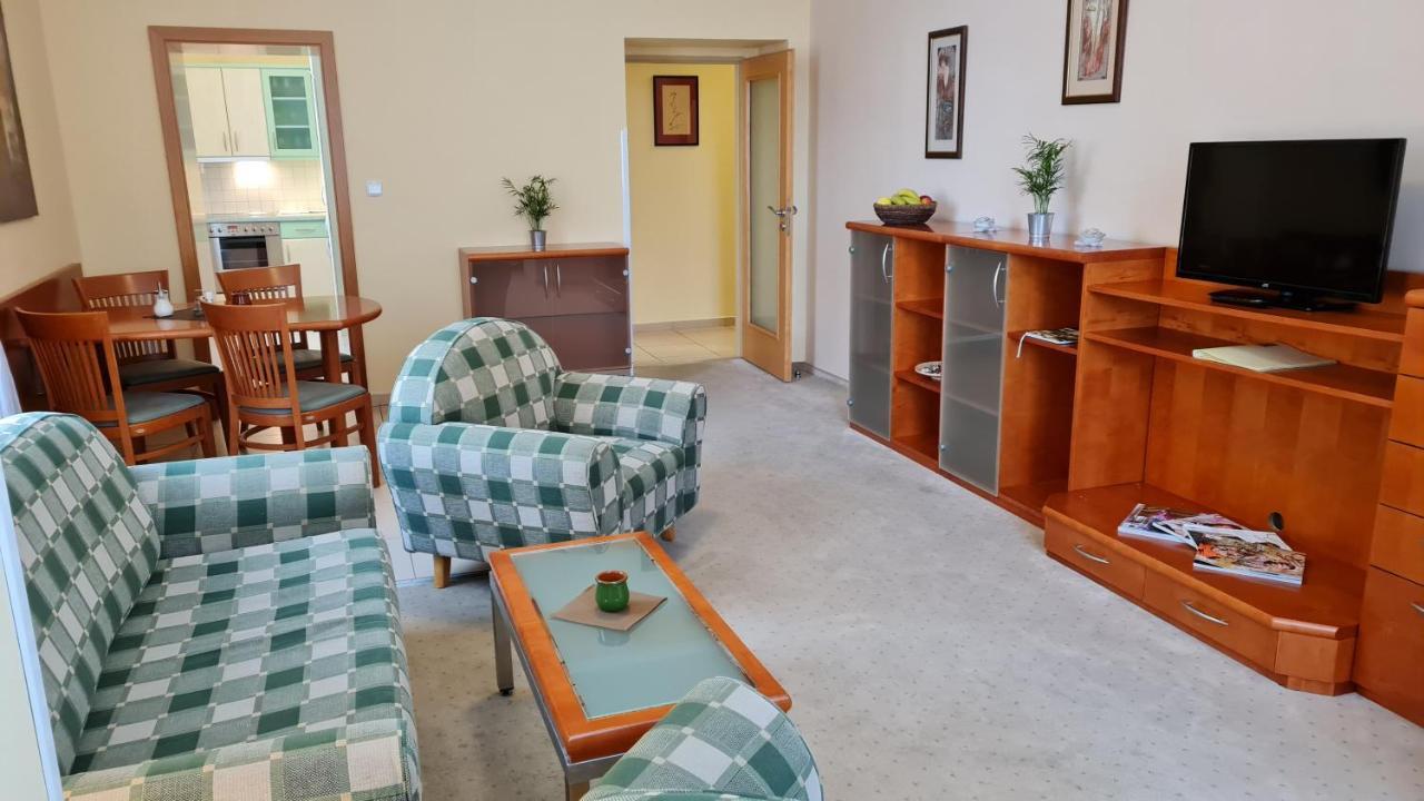 Hotel La Passionaria Mariánské Lázně Exteriör bild