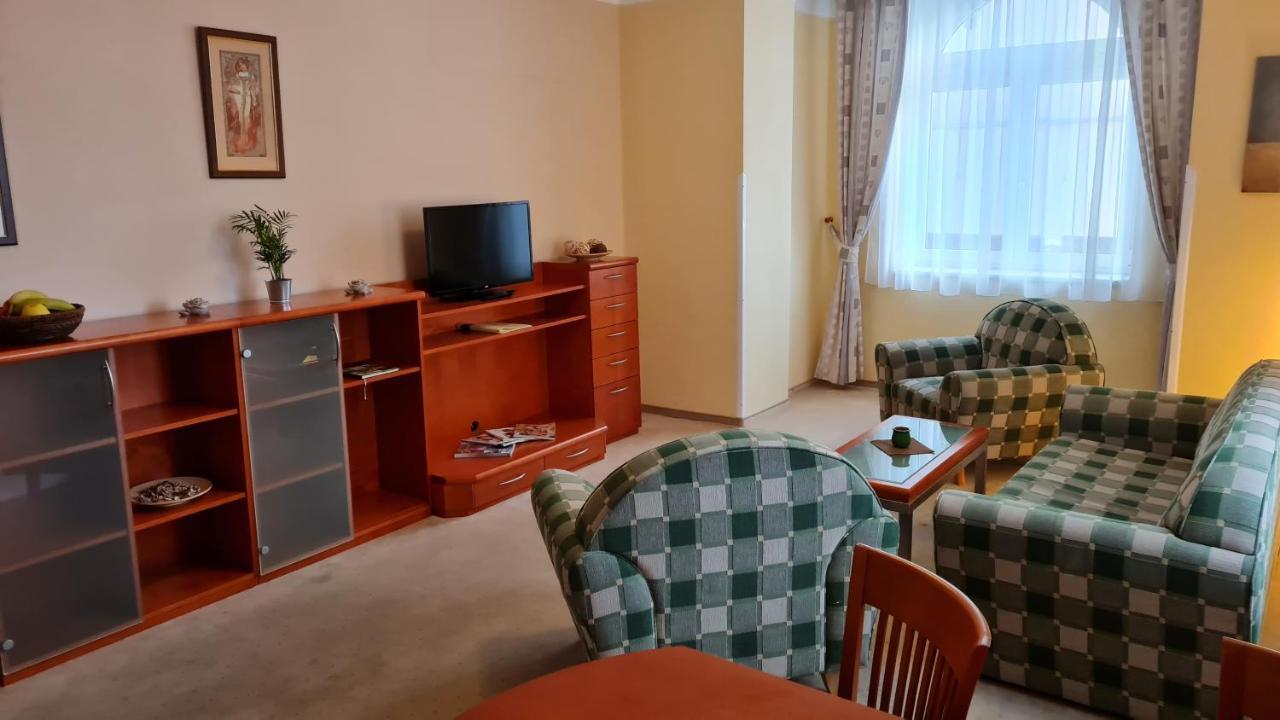 Hotel La Passionaria Mariánské Lázně Exteriör bild