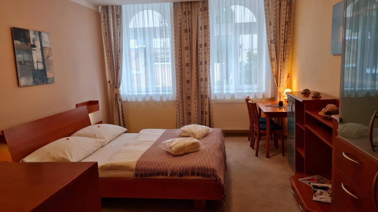 Hotel La Passionaria Mariánské Lázně Exteriör bild