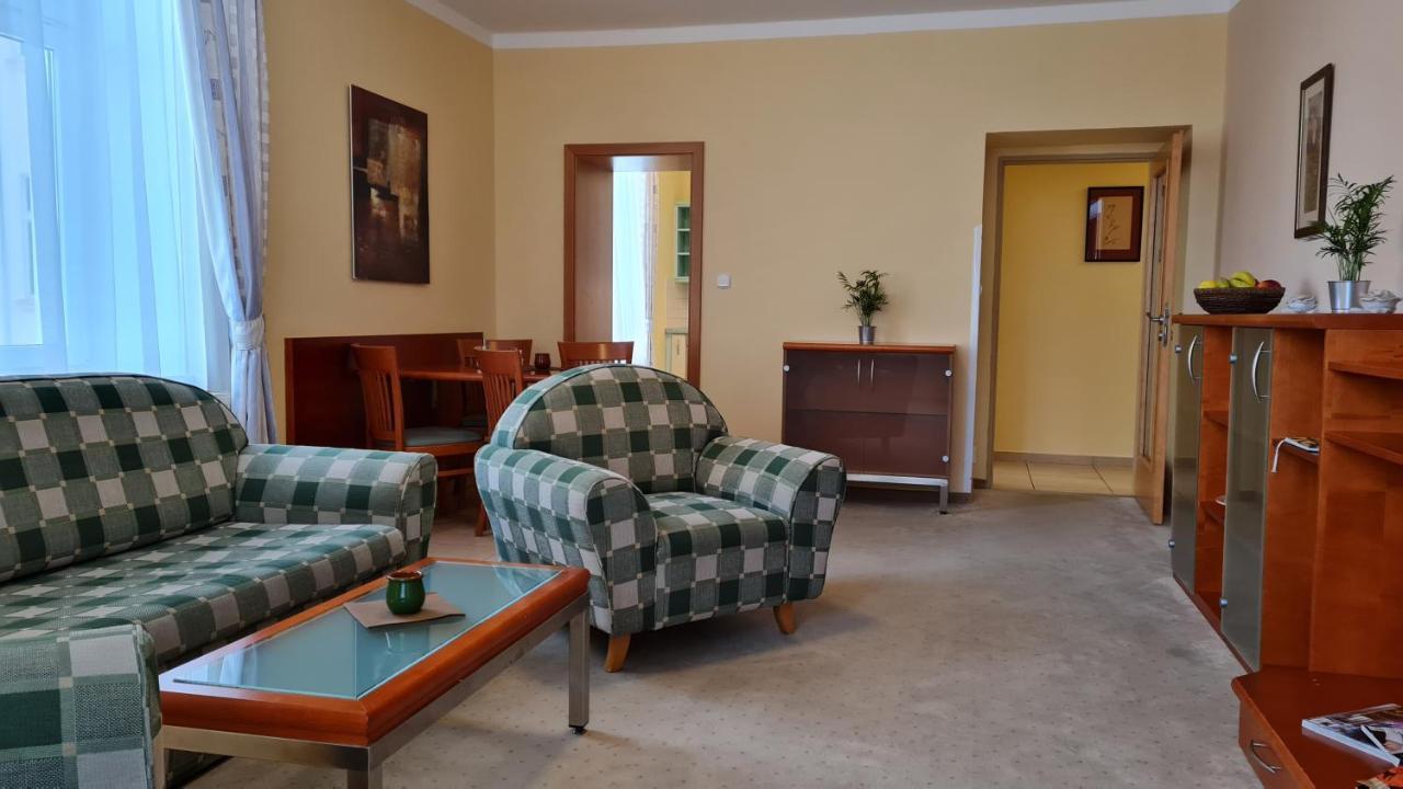 Hotel La Passionaria Mariánské Lázně Exteriör bild