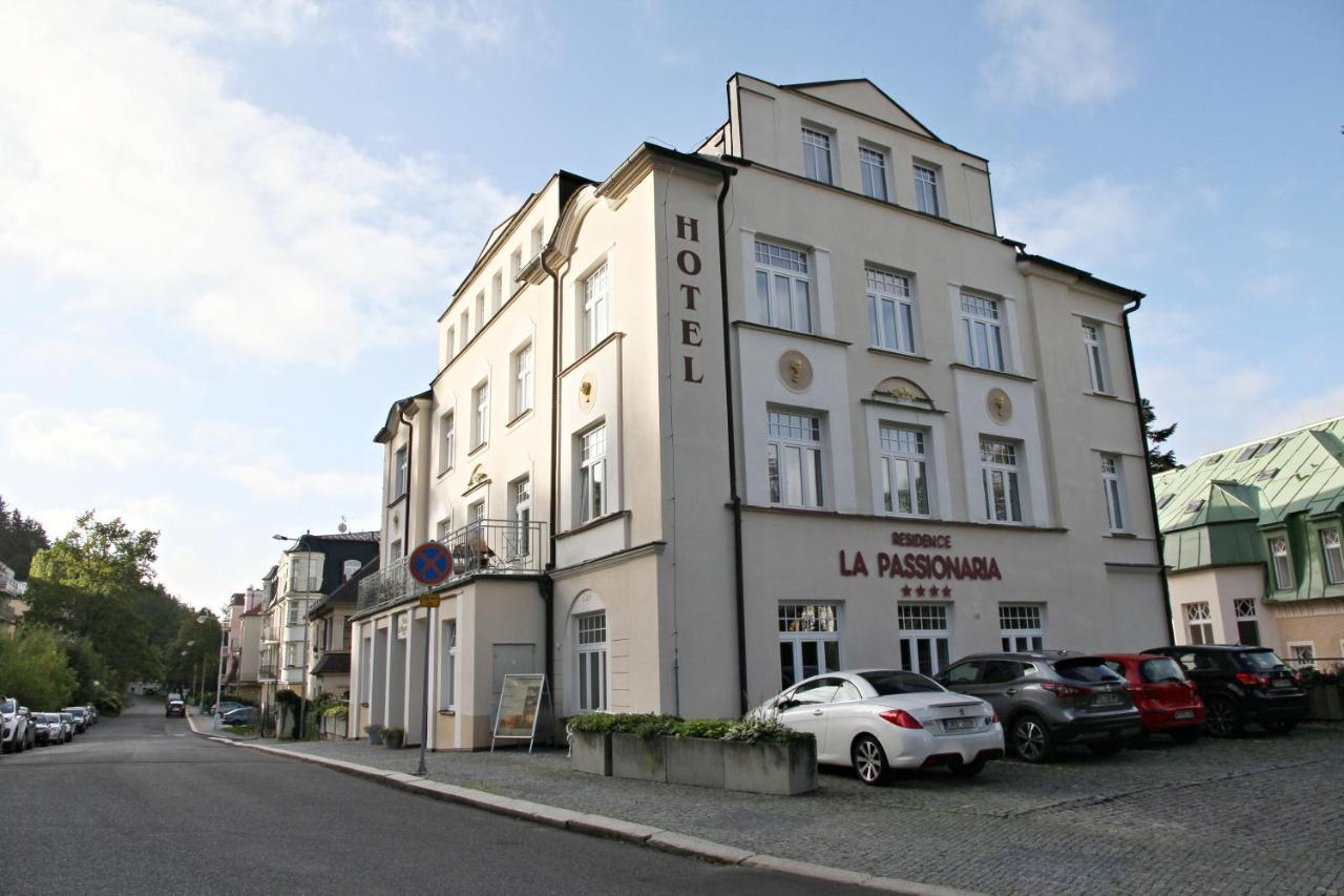 Hotel La Passionaria Mariánské Lázně Exteriör bild
