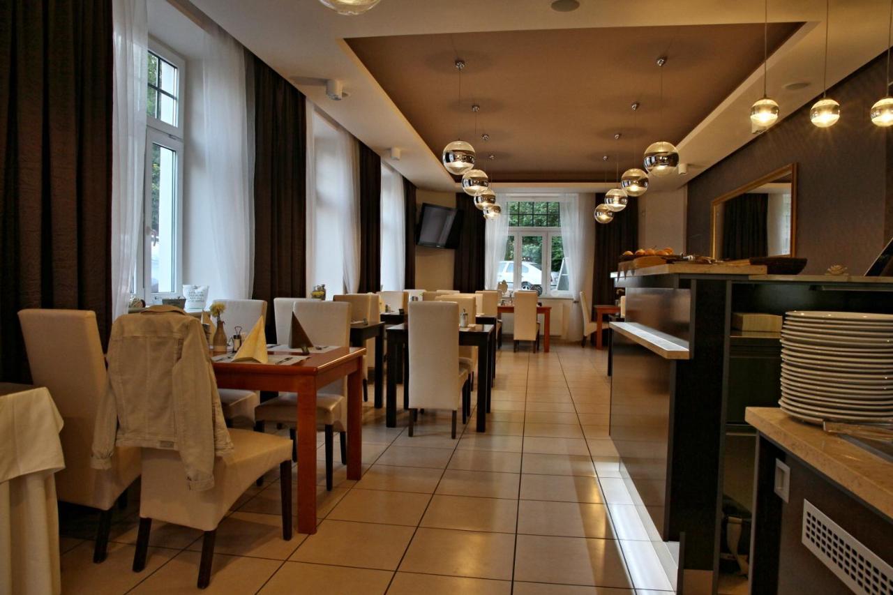 Hotel La Passionaria Mariánské Lázně Exteriör bild