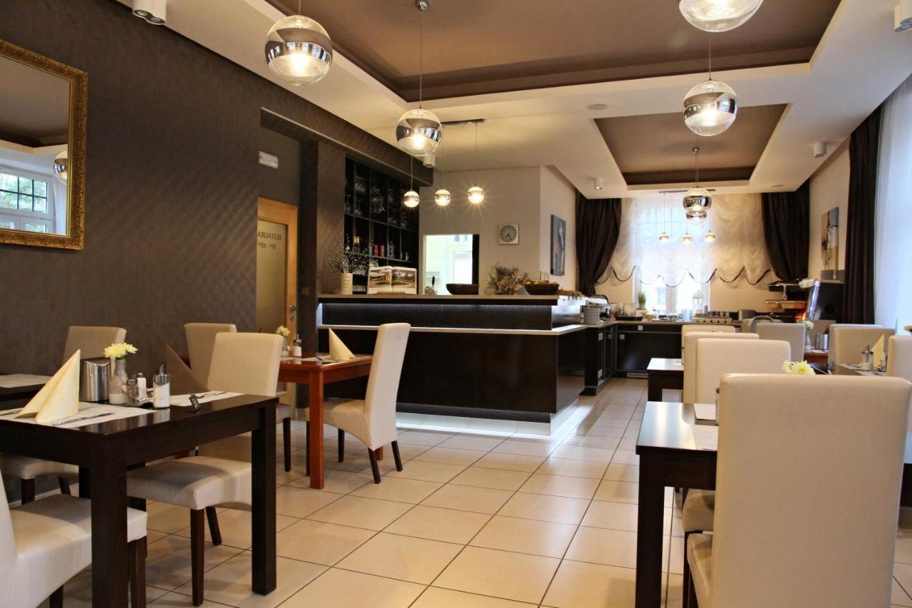 Hotel La Passionaria Mariánské Lázně Exteriör bild
